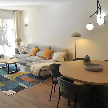 Francesc Macia, Apartment