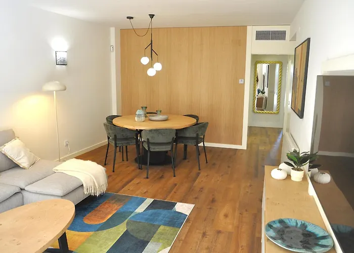 Francesc Macia, * Σίτζες