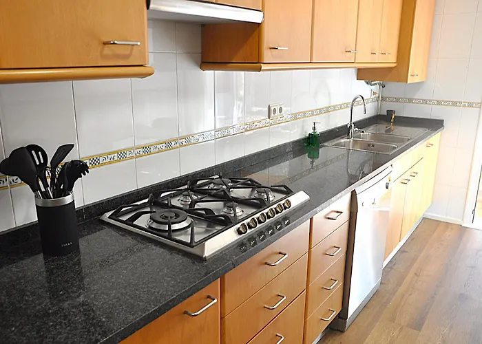 Διαμέρισμα Francesc Macia, *