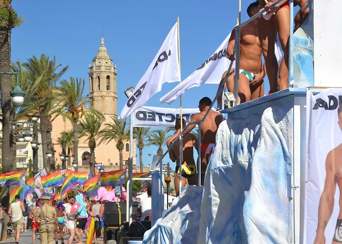 Διαμέρισμα Francesc Macia, *